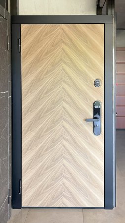 Входная дверь Диагональ